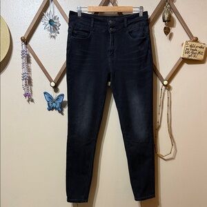 Chic Black Skinny Jeans for Women